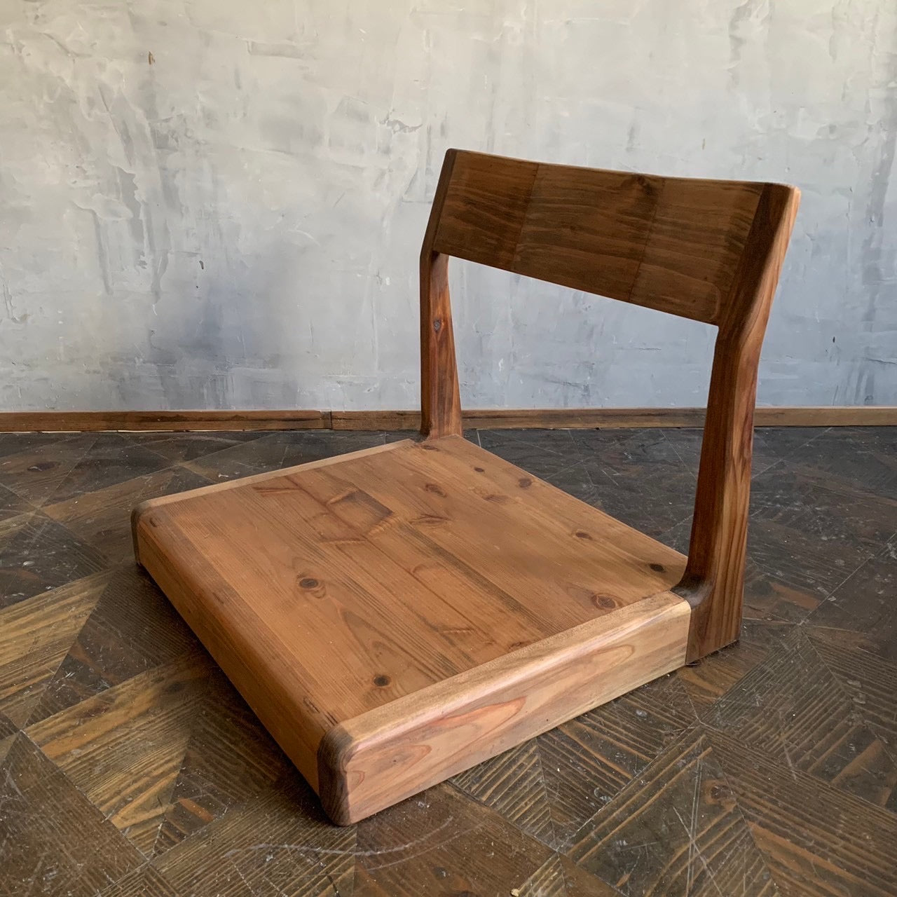【座椅子】 49×44cm