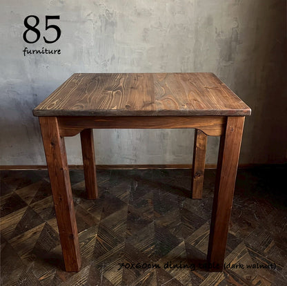 【Wild&Freeカフェテーブル】60×70cm　1〜2人がけ 一人暮らし　ダイニングテーブル　無垢材　おしゃれ